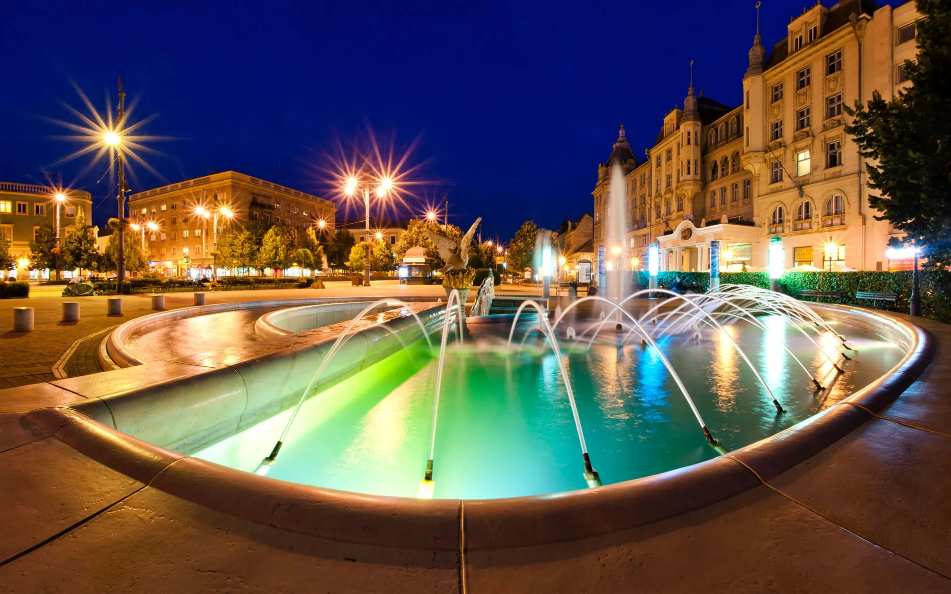 Piac utca és Kossuth tér